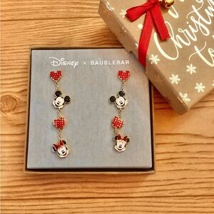 NWOT.  Disney Mickey & Minnie Earrings